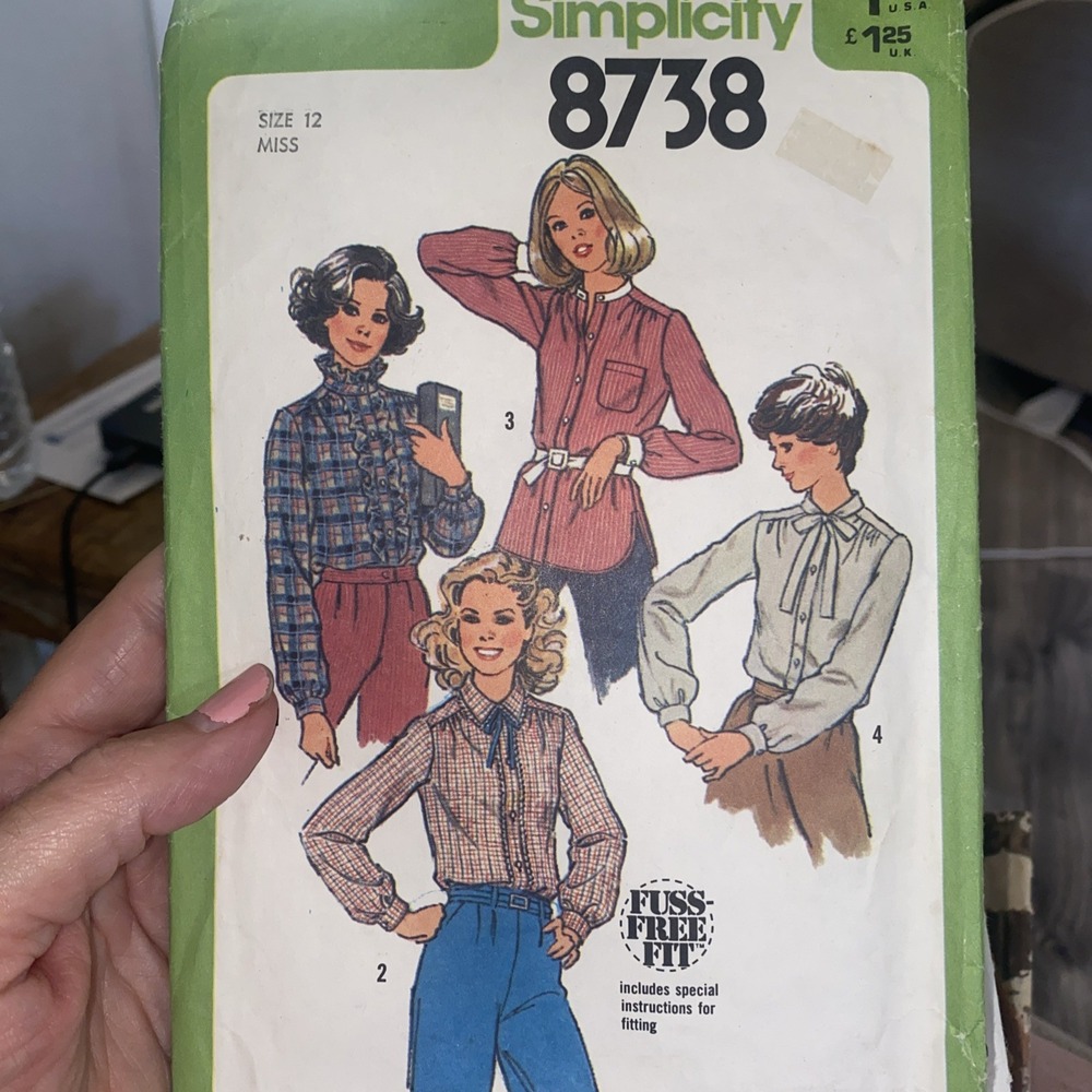 Simplicity 8738 Vintage 1978 Sewing Pattern Misses Blouse Size 12 Uncut 70s